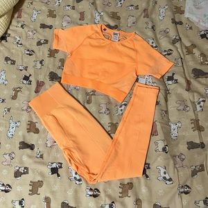 Gymshark Crop and Legging Set